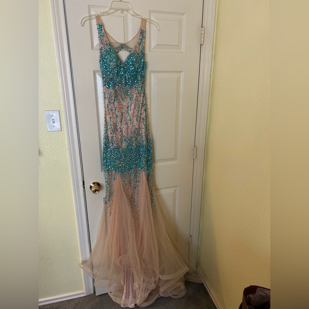 Beautiful long formal dress